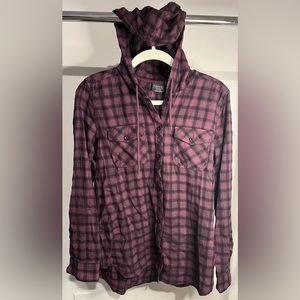 Zumiez Purple Cotton Flannel Button Up Hood Womens Size Medium Empyre